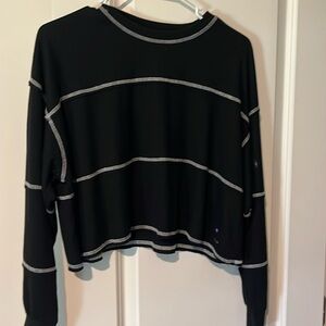 Holster cropped long sleeve